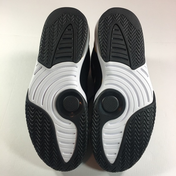 Jordan Max Aura Men’s Athletics Shoes - Picture 7 of 7